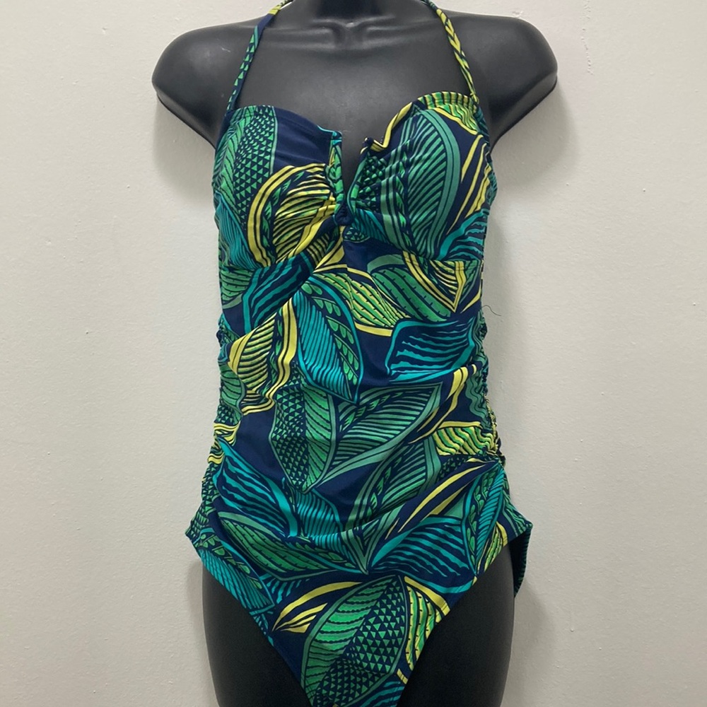 Old navy swimsuit